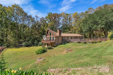 1109 Hemlock Dr, Shelby, NC 28150 - photo 4