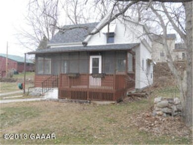 320 1st St NW, Glenwood, MN 56334 - photo 2