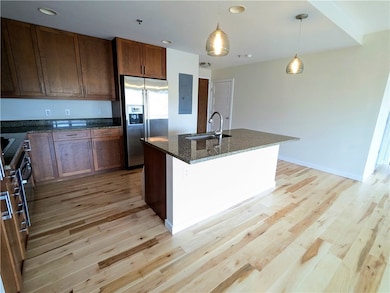 Bldg 1 unit 1101, Providence, RI 02903 - photo 2