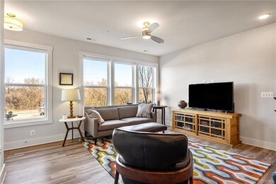 Living area, Freshly Painted, New Ceiling Fan, Jam