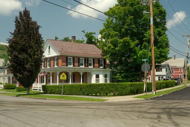 29 School St, Bellows Falls, VT 05101 - photo 2
