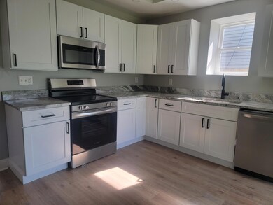 287 E Barthman Ave, Columbus, OH 43207 - photo 2