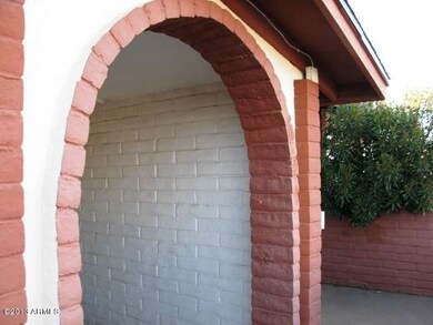 Entry to front door