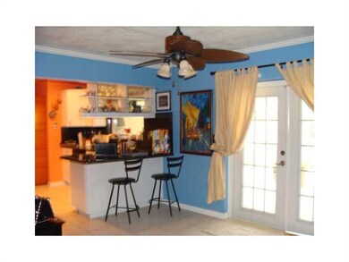 Den/Family/Great Room