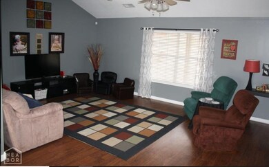 7402 Deerwood Dr, Paragould, AR 72450 - photo 4