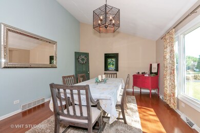 841 Manchester Ave, Batavia, IL 60510 - photo 4