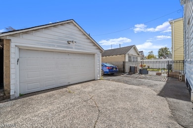 200 N 15th St, Bloomfield, NJ 07003 - photo 3