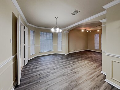 25622 Oakridge Forest Ln, Spring, TX 77386 - photo 4