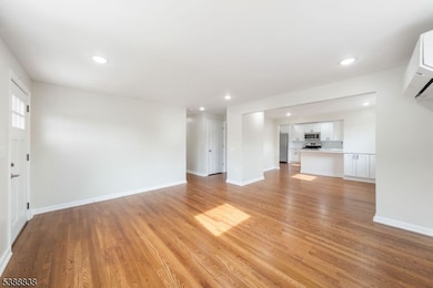 2429 Vauxhall Rd, Union, NJ 07083 - photo 6