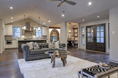 13319 Westport Ln, Houston, TX 77079 - photo 5