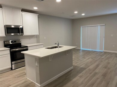 2786 Narcoossee Commons Way, Saint Cloud, FL 34771 - photo 4