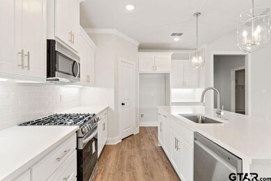 7069 Hillside Ave, Tyler, TX 75707 - photo 7