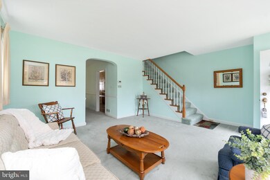 910 Palladi Dr, Halethorpe, MD 21227 - photo 6