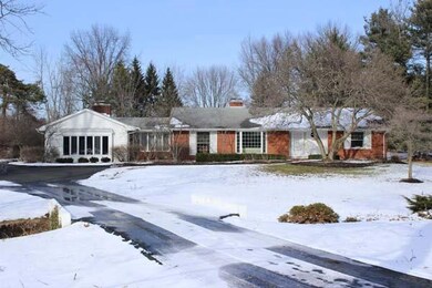 1050 E Cooke Rd, Columbus, OH 43224 - photo 3