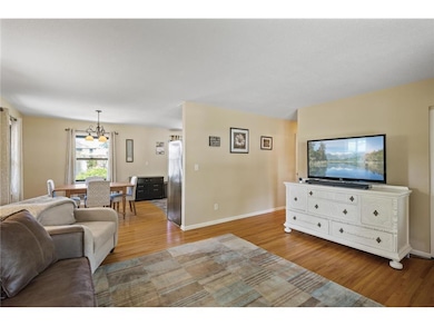 9457 Saratoga Ln N, Maple Grove, MN 55369 - photo 5