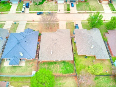 1716 Yellowstone Lane is the home in the middle.
