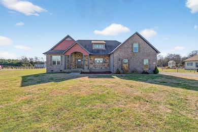 1347 Neil Rd, Chapel Hill, TN 37034 - photo 4