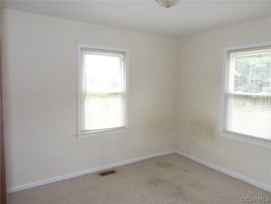 9000 Centennial Rd, Disputanta, VA 23842 - photo 7