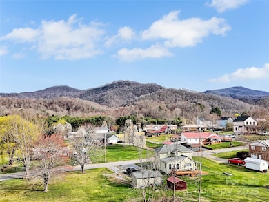 00 Oakdale Rd unit 2, Waynesville, NC 28786 - photo 4