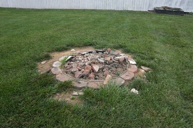 313 Helmwood Cir, Mount Washington, KY 40047 - photo 5