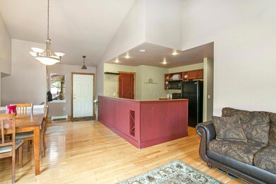 1904 Crazy Horse Cir-007-005-Kitchen-MLS