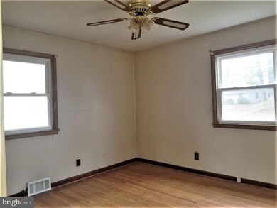 213 Arnold Place, Magnolia, NJ 08049 - photo 6