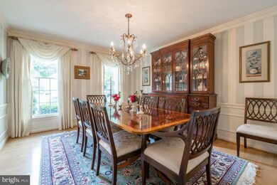 7823 Lakeland Valley Dr, Springfield, VA 22153 - photo 6