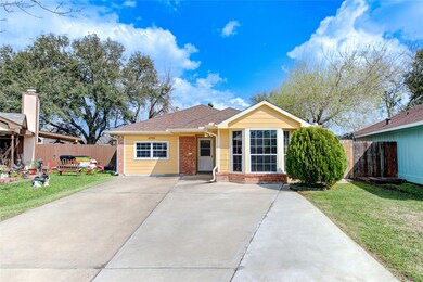 4705 Dogwood Dr, Rosenberg, TX 77471 - photo 3