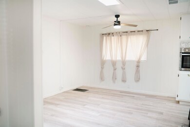 2364 W Del Oro Ln, Yuma, AZ 85364 - photo 7