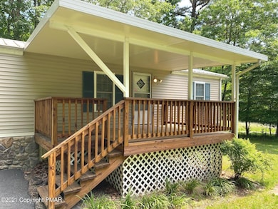 1105 Bluegrass Ln, Effort, PA 18330 - photo 3