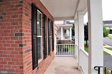 11917 Cliffrose Dr, Clarksburg, MD 20871 - photo 2