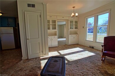 834 Lawsonville Ave, Reidsville, NC 27320 - photo 6