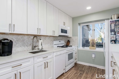 3444 Eagle Ridge Ct NE unit 6, Grand Rapids, MI 49525 - photo 4