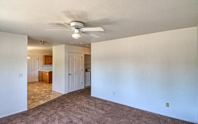 2520 Clover Creek St, Redding, CA 96002 - photo 6