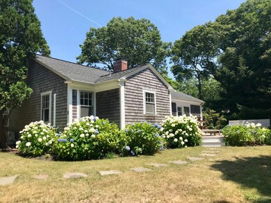 5 Oakdale Ln, Edgartown, MA 02539 - photo 2