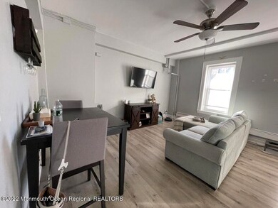 E22D2AD6-0EA0-4030-8E9A-94D63E997EDC_1_1