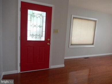 304 Confederate Dr, Locust Grove, VA 22508 - photo 3