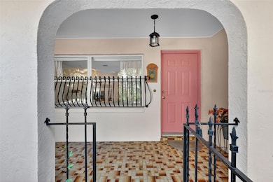 32601 Lakeshore Dr, Tavares, FL 32778 - photo 5