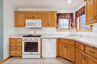 6109 Creekview Ln N, Brooklyn Park, MN 55443 - photo 7