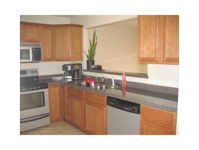 908 S Wood Ave unit 4, Fayetteville, AR 72701 - photo 4