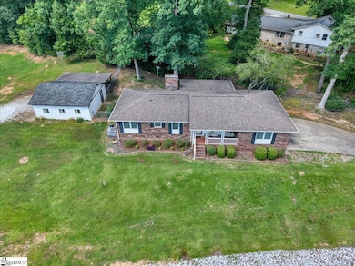 223 Meadow Ln, Easley, SC 29642 - photo 3