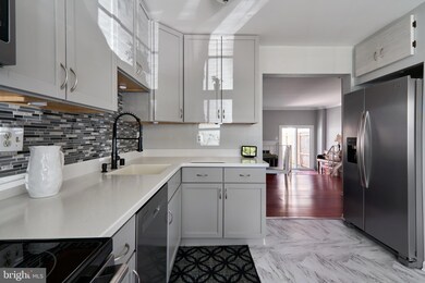 6049 Selwood Place, Springfield, VA 22152 - photo 4