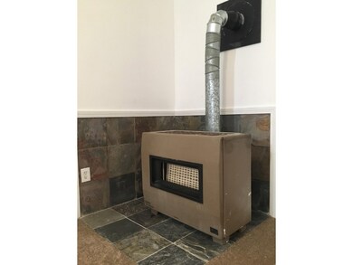 152 S Pine Banks Rd, Putney, VT 05346 - photo 7