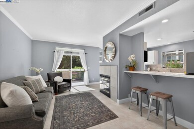 7875 Canyon Meadow Cir unit C, Pleasanton, CA 94588 - photo 3