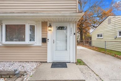 34441 Phyllis St, Wayne, MI 48184 - photo 5