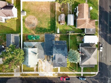 216 E 18th St, Auburn, IN 46706 - photo 4