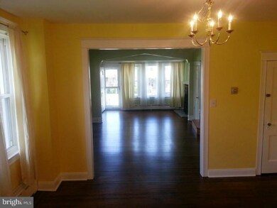 1525 Powell St, Norristown, PA 19401 - photo 5