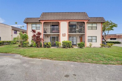 871 NE 207 Ln unit 203-15, Miami, FL 1 - photo 3