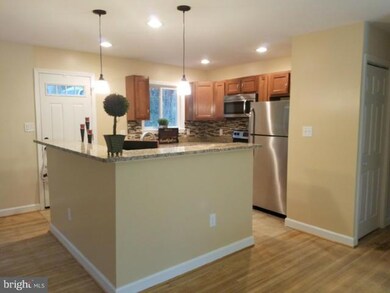 6912 Canyon Dr, Capitol Heights, MD 20743 - photo 3