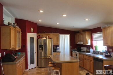 10640 Reins Way, Winnemucca, NV 89445 - photo 6